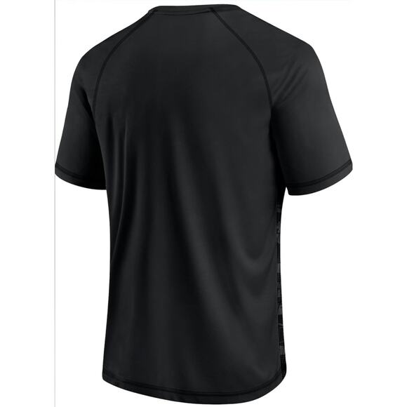 NWT New England Patriots Fanatics Blackout Hail Mary Camo Ragland Tee Size XL - Picture 6 of 8